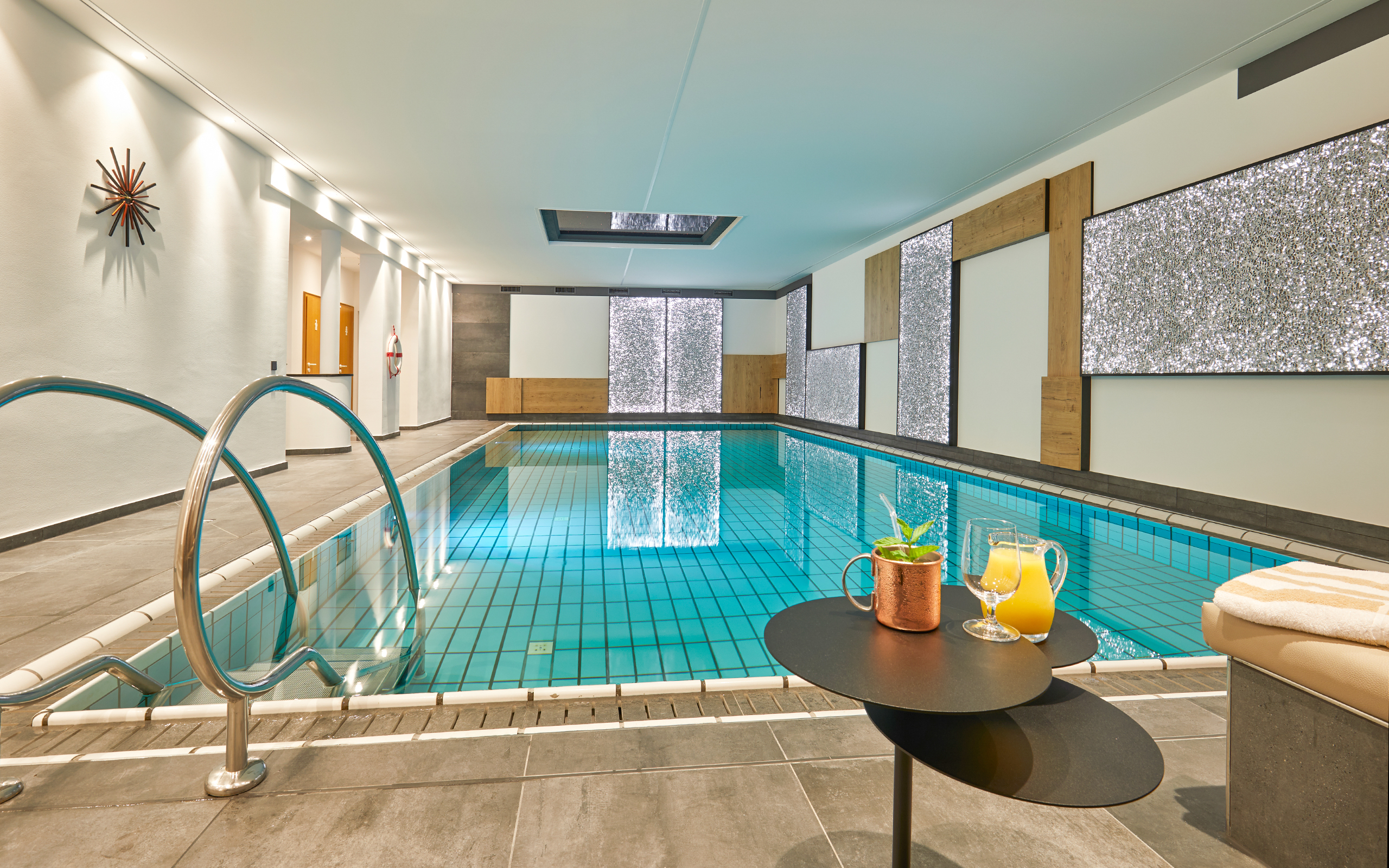 Wellness Schwimmbad Innen